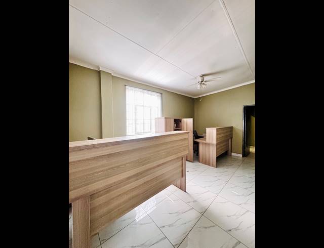 383M² BUSINESS FOR SALE IN WITBANK EXT 8